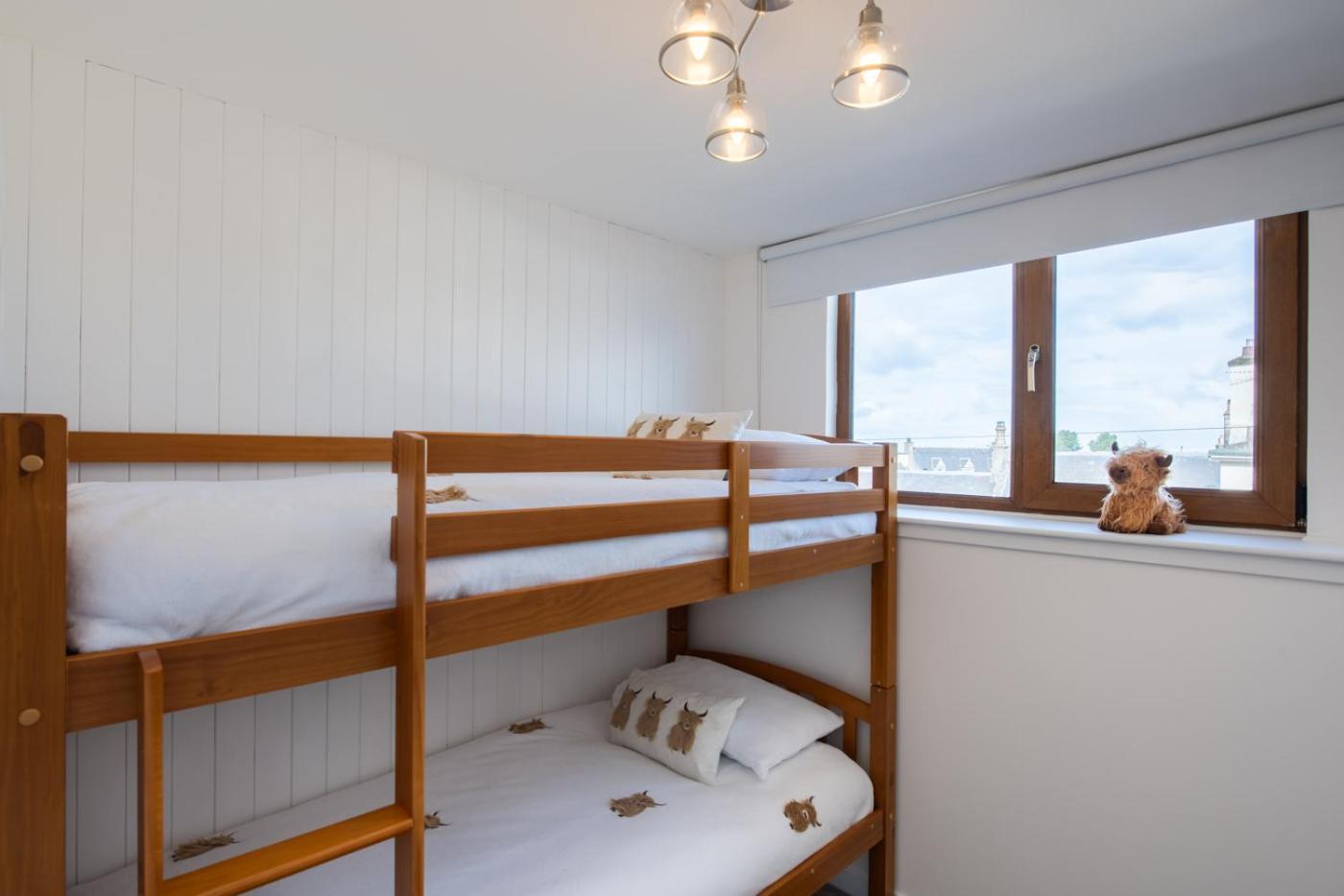 Mabels Cottage By The Beach Нэрн Экстерьер фото